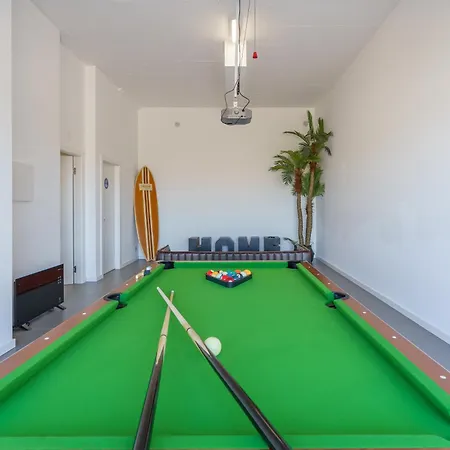 Aqua Villa, With Jacuzzi And Private Pool Holiday home *